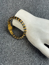 Premium Black Gold Unisex Bracelet – Modern Fashion Jewelry