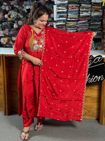 Elegant Red Embroidered Kurta Set