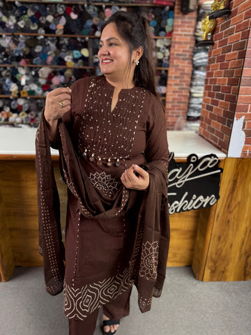 Premium Women's Cotton Kurti Set | Elegant Embroidered Ethnic Wear