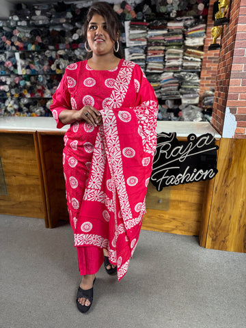 Plus Size Ethnic Kurta Set