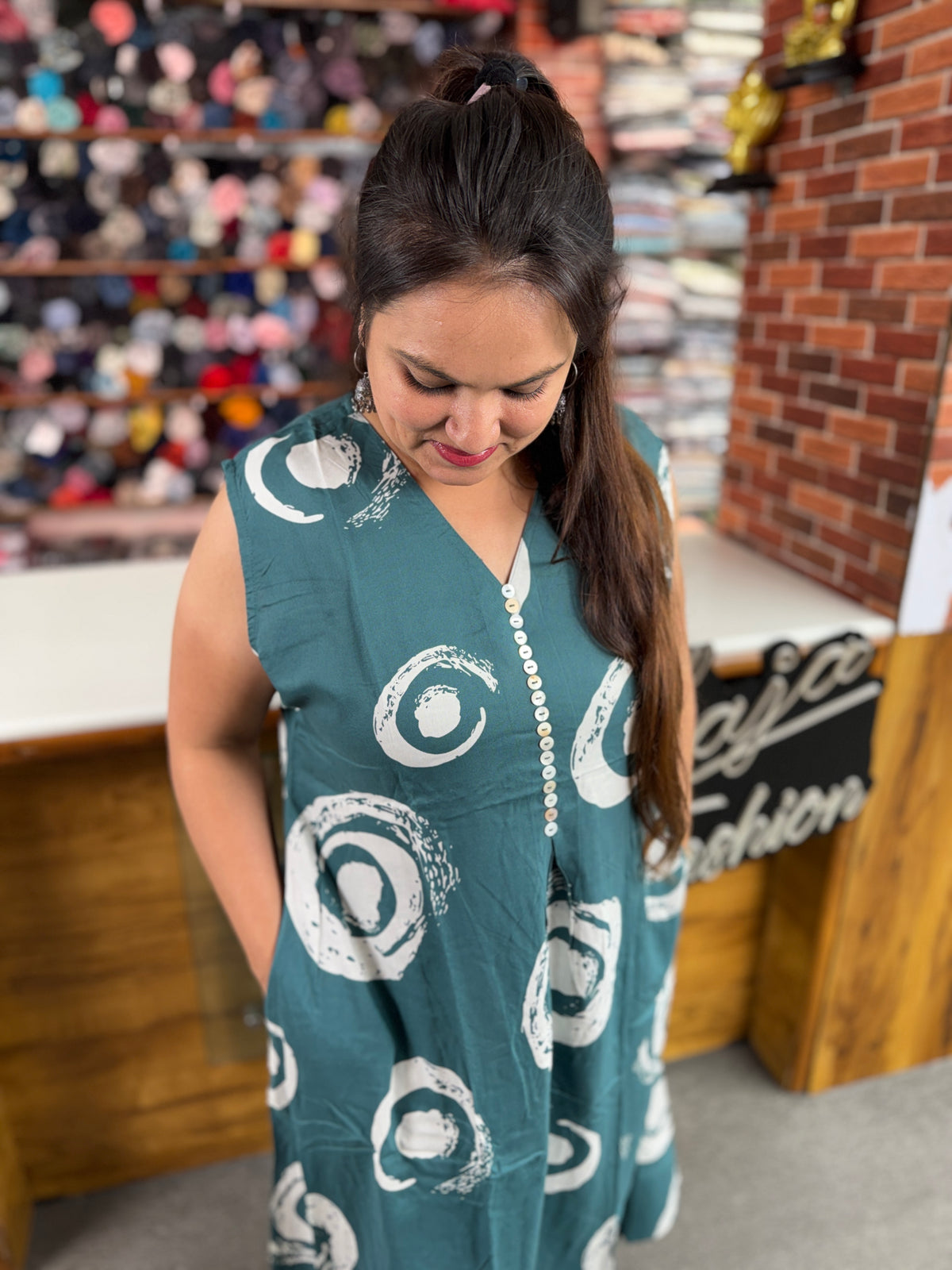 Women's Printed Cotton Co-Ord Set | Sleeveless Kurta Pant Set with Attached Sleeves