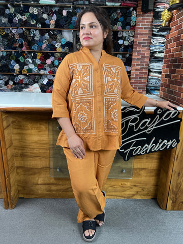 Women Travel Outfit ~ Summer Comfort Fit