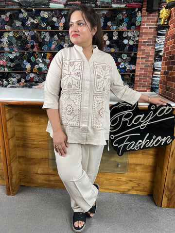 Women Travel Outfit ~ Summer Comfort Fit