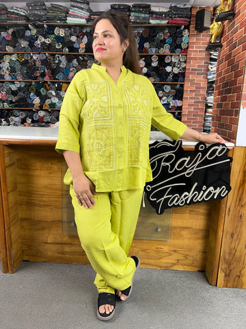 Women Travel Outfit ~ Summer Comfort Fit