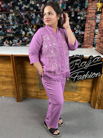 Women Travel Outfit ~ Summer Comfort Fit