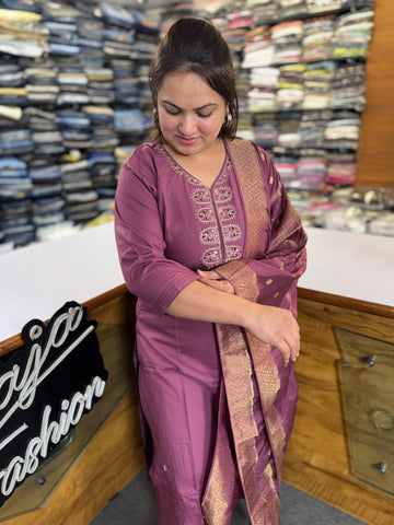 Premium Look Kurta Suit for Festive Wear