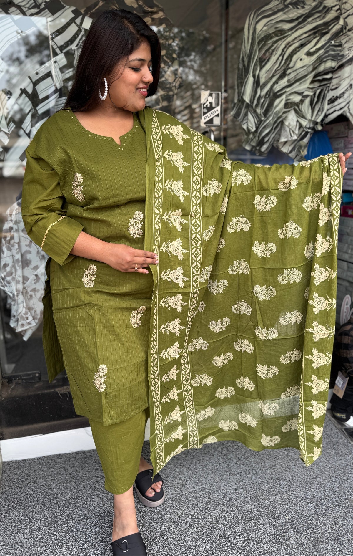 Plus Size Kurta Set with Dupatta 💚