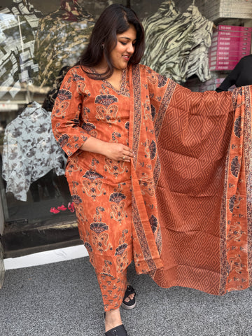 Plus Size Cotton Kurta Set with Dupatta -  Raja Fashion👑