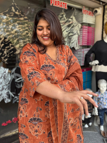 Plus Size Cotton Kurta Set with Dupatta -  Raja Fashion👑