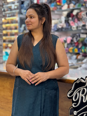 Elegant Solid Sleeveless Midi Dress for Women | Daily & Office Wear