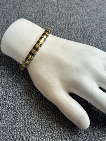 Premium Black Gold Unisex Bracelet – Modern Fashion Jewelry